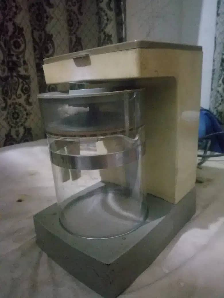 IMPORTED (holland) PHILLIP COFFEE MAKER 2