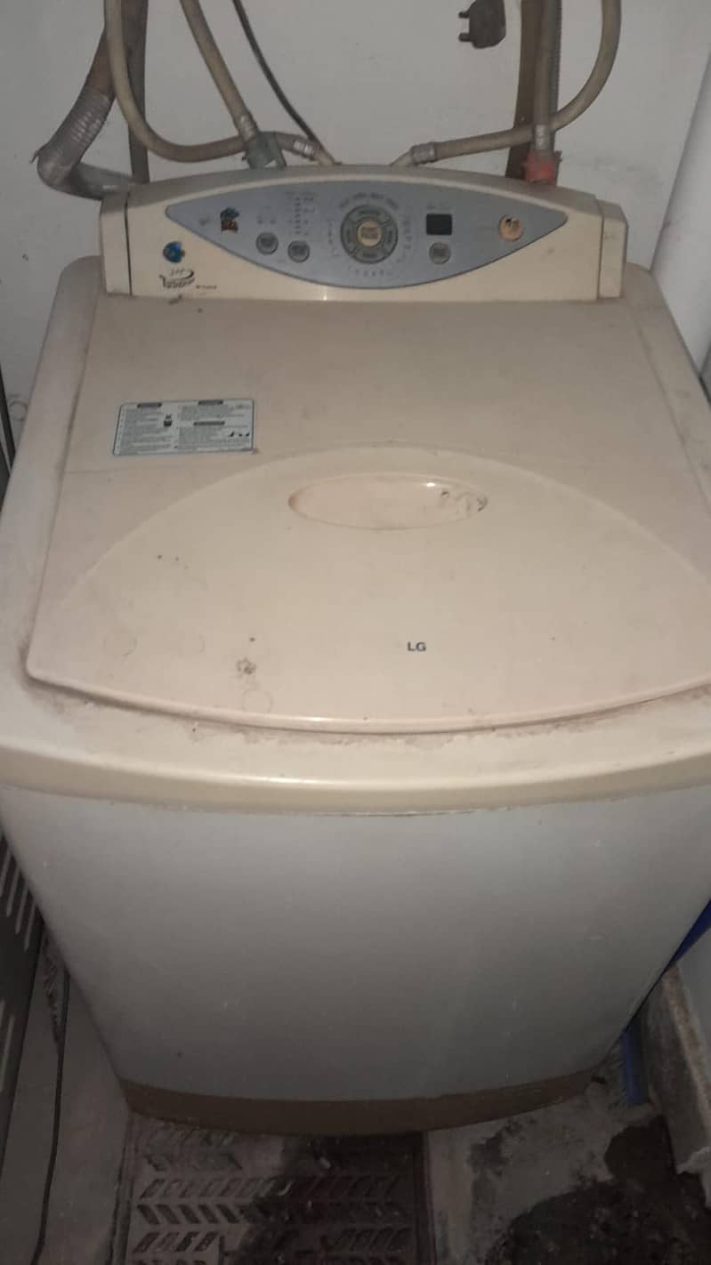 Used LG Automatic Washing Machine 0