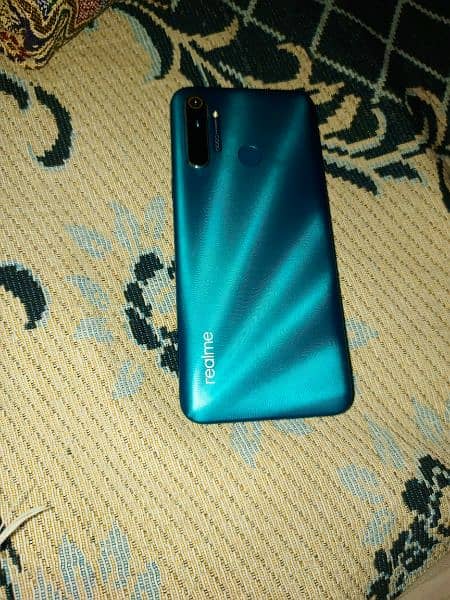 realme 5i 1