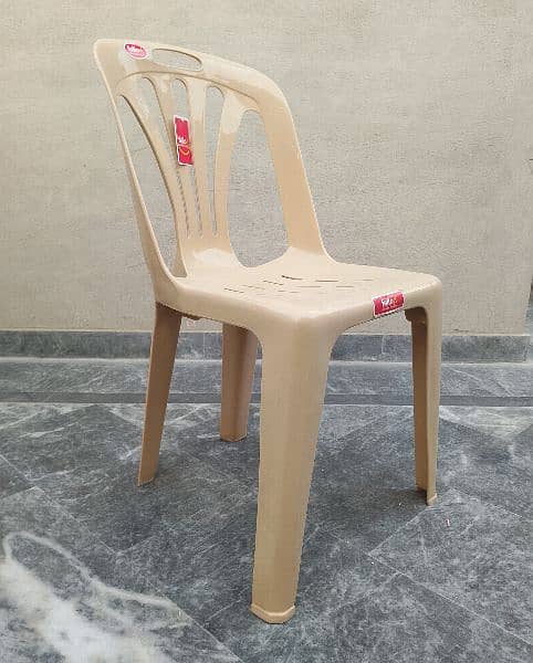 Fello Plastic armless chairs pure cream 2
