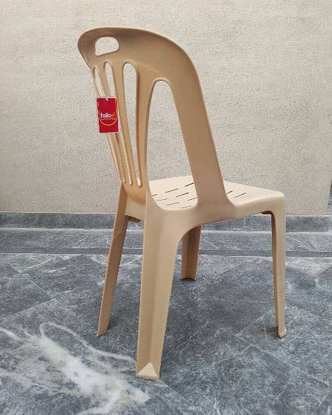 Fello Plastic armless chairs pure cream 3