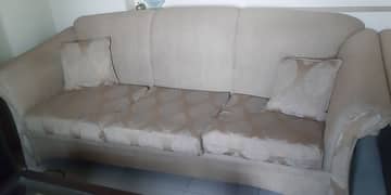 beautiful sofa set urgent sale 0