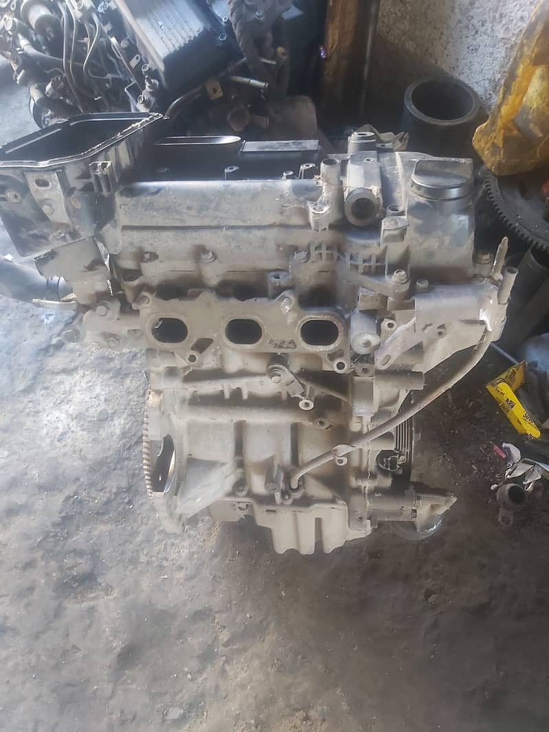 Vitz 1kr engine assembly and 96 corolla accessories for sale 10