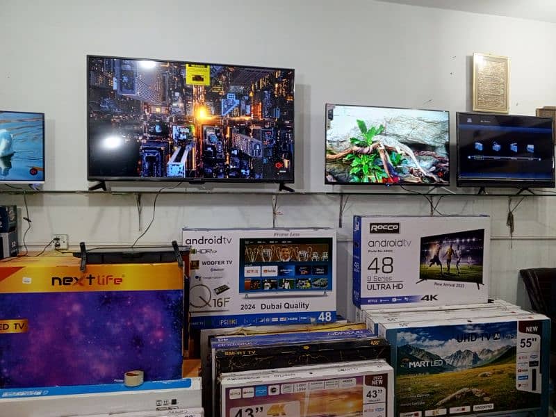 32,,inch Samsung Smart 8k UHD LED TV 3 years warranty 03227191508 1