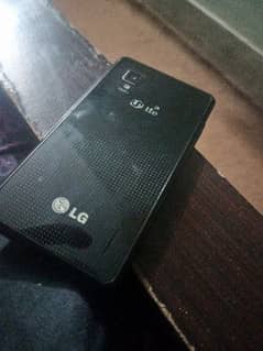 LG 180 3gb 32gb 4g screen break hai
