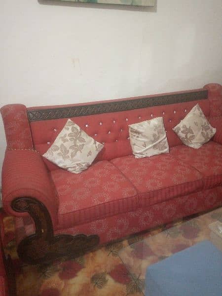 7setr sofa set for sale very good condition 0