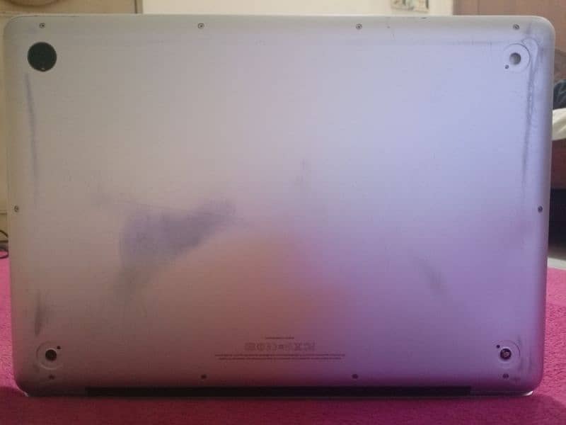 Apple MacBook Pro mid 2012 with 85W MagSafe Power Adapter 6