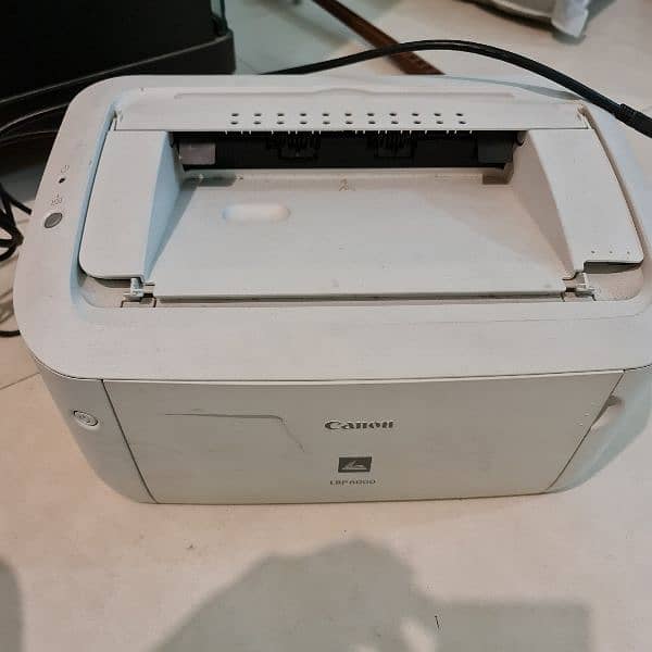 Canon F158200 Laser Printer 0