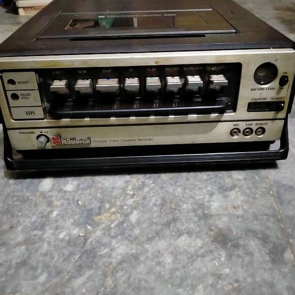 Antique VCR original candition 8