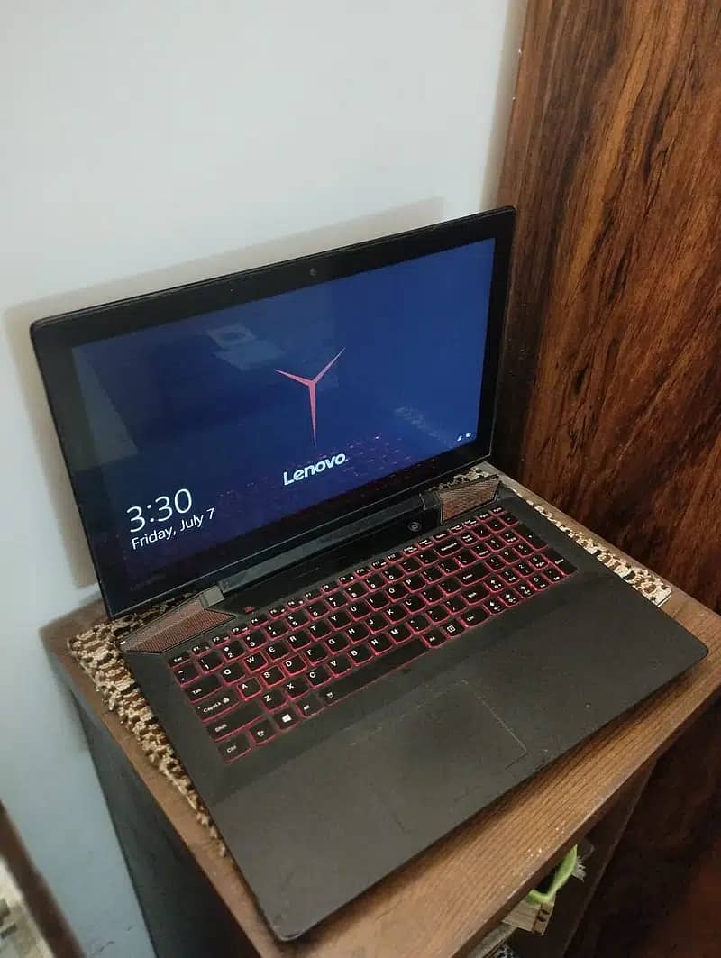 Lenovo Ideapad y700 gaming laptop 0