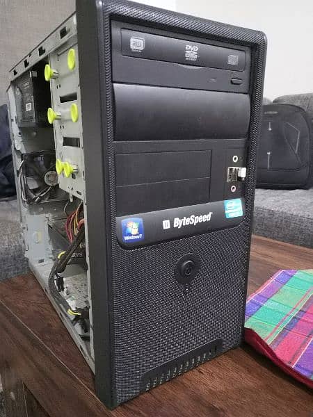 Desktop PC 0