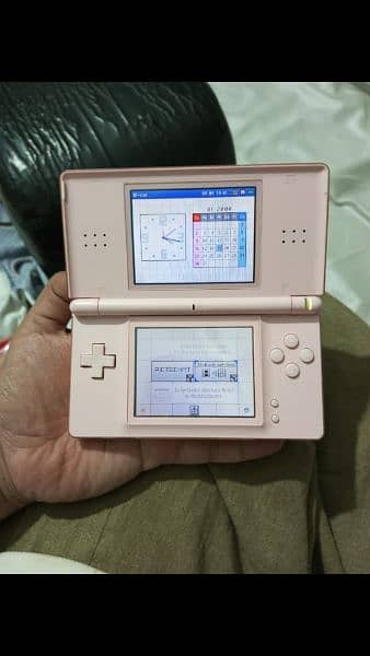 Nintendo DS Lite Game. 6