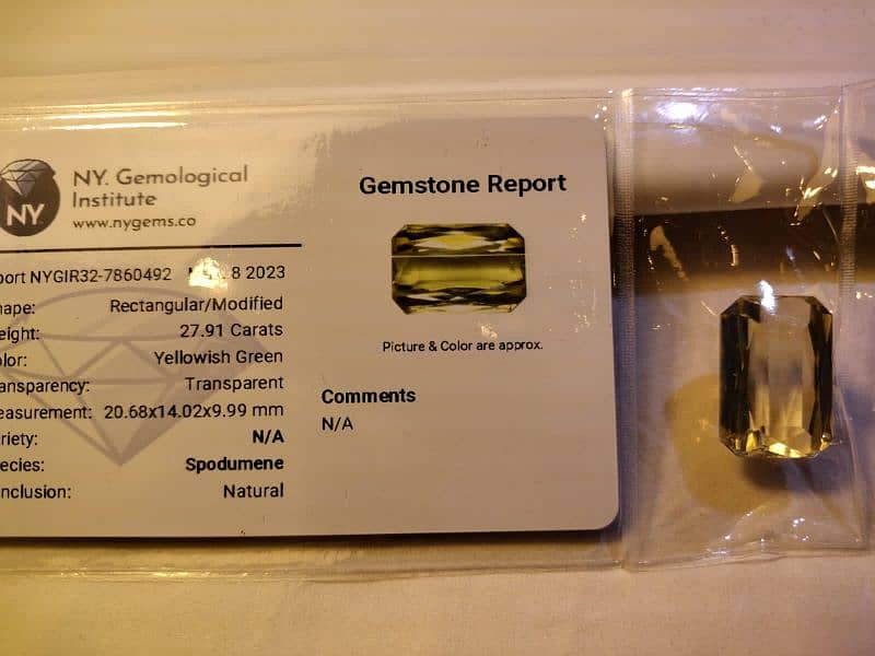 Precious Citrine Gemstone with Certificate 11