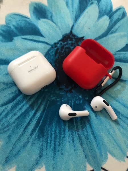 AirPods  good  condition 1