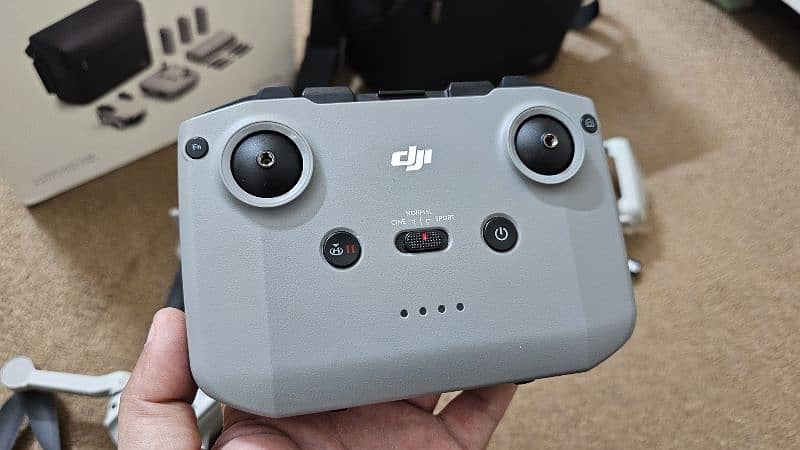 DJI Mavic Mini 2 FlyMoreCombo 3 batteries Like New 8