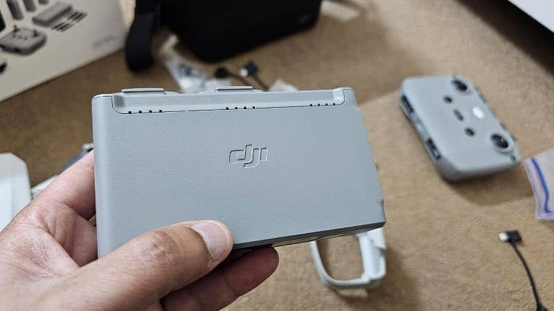 DJI Mavic Mini 2 FlyMoreCombo 3 batteries Like New 11