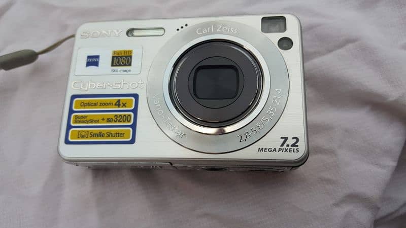 Sony Cybershot Camera (Made in Japan) 4