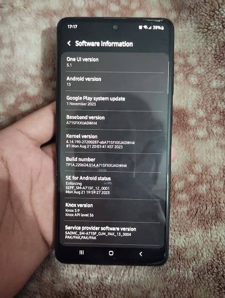 samsung galaxy a71  9/10 condition 8/128gb 0