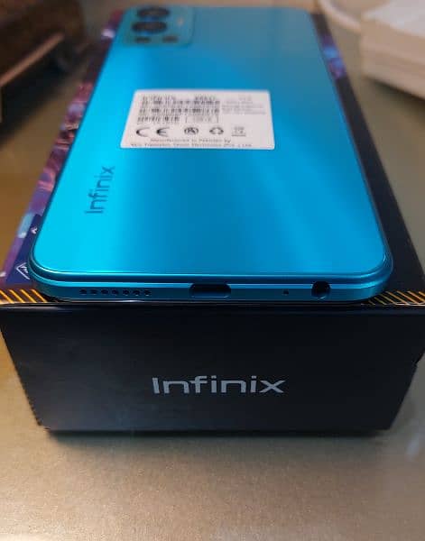 Infinix Hot 12 6/128gb Blue 1