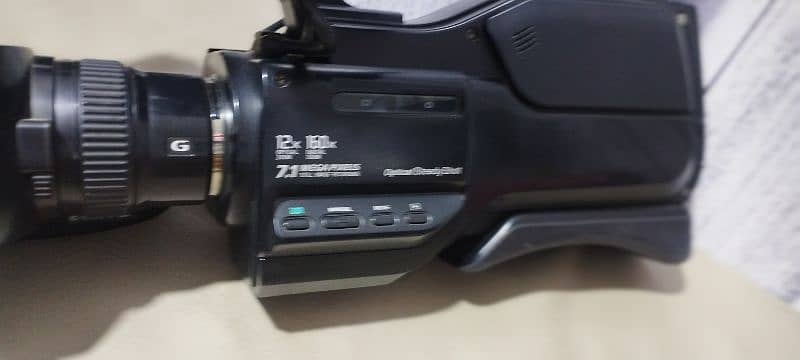 Sony 1500 3