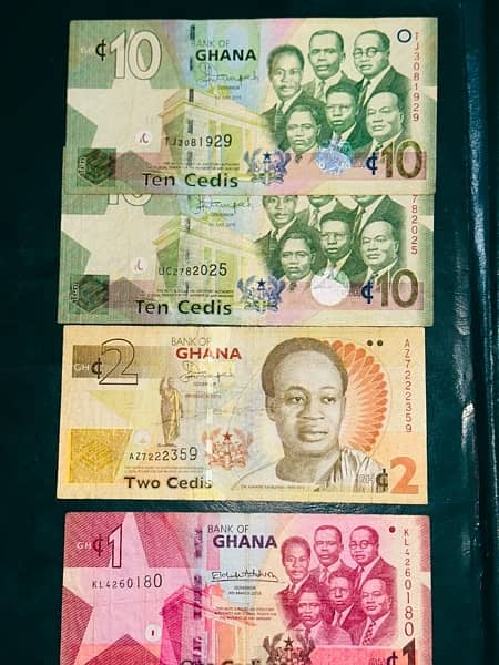 Banknotes Forign Currency. 10