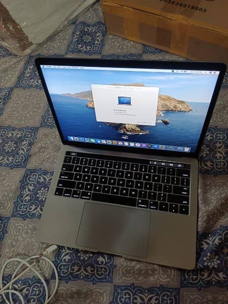 MACBOOK PRO LATE 2016 CTO MODLE 13 TOUCHBAR CORE I7 3.3 16GB 1TB