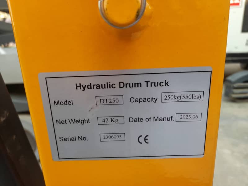 250Kg Manual Drum Trolleys / Drum Lifters for Sale in Karachi Pakistan 7