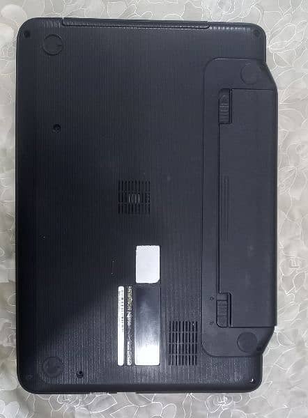 Dell Vostro 2520 15.6-inch Laptop 6