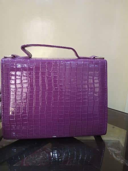 New condition 2 handbags for sale 7