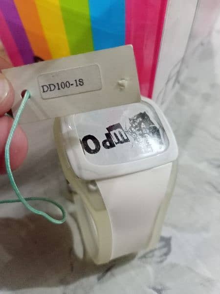 odm model: dd100-18. Brand new box pack watch, unused watch 1