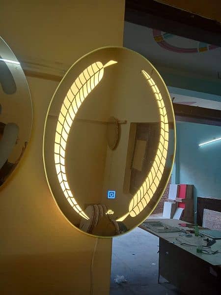 LED Lights Mirror / Designing Mirror / Glass Cabins / Glass Partitions 2