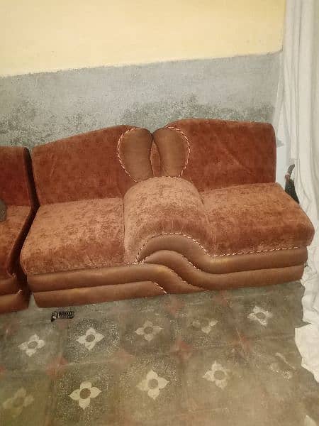 Sofa set 6 seaters with center Table 3