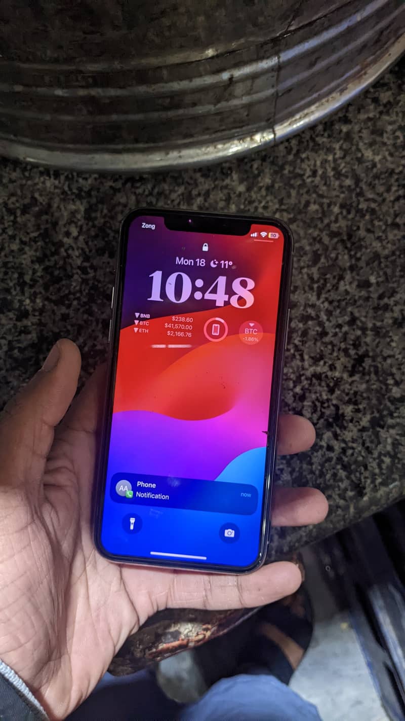 Iphone 11 pro 64 gb gold pta approved 2