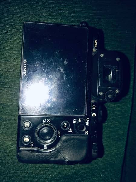 Sony A7 full-frame body good condition 7