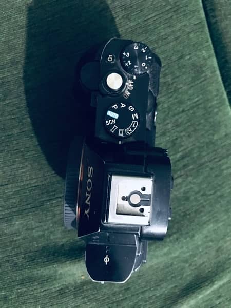 Sony A7 full-frame body good condition 9