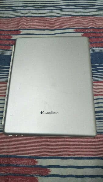 Logitech Wireless Keyboard 1