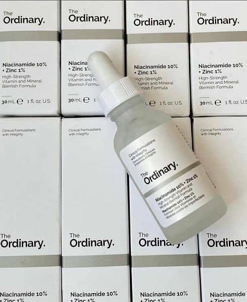 *The Ordinary*
Niacinamide 10%
+ Zinc 1 %
*SERUM*
High Strength 2