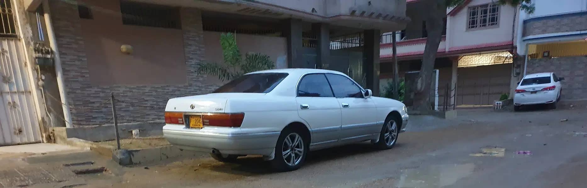 Toyota Crown Super Saloon 1994 1