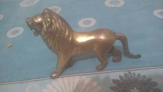 brass made lion