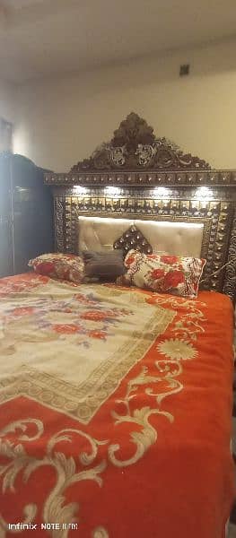 king size bed for sale in good condition 1
