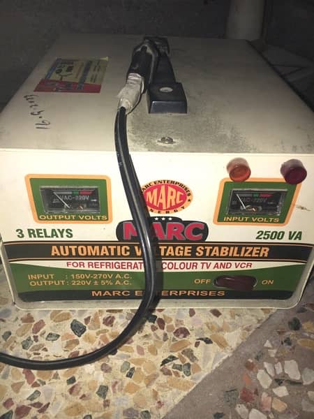 Voltage Stabilizer Damaged condition 2500 watt 1