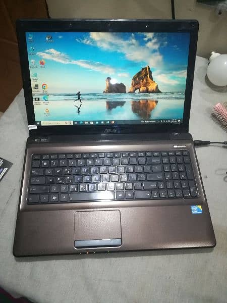 Laptop for sale 4GB Ram 320 GB  ROM .  Better than Dell. hp. lenavo 2