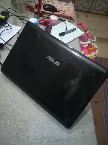 Laptop for sale 4GB Ram 320 GB  ROM .  Better than Dell. hp. lenavo 7