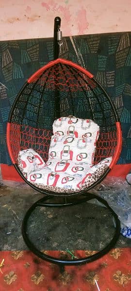 Luxurious Hanging Swing Chair Jhoola. . 5