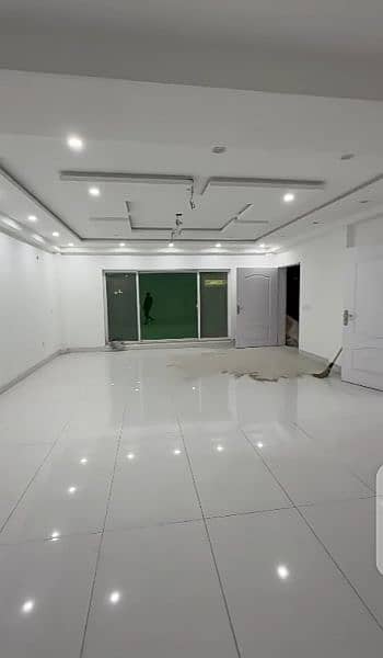 Ground Floor Hall For IT Centres Ofc, Software House, 12