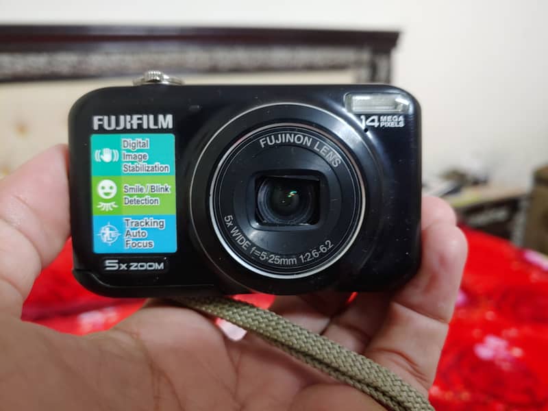 FujiFilm Digital Camera JX model 10x zoom 0