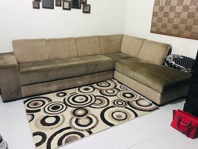 L shape sofa set 10/10 condition 0