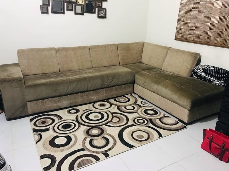 L shape sofa set 9/10 condition 1