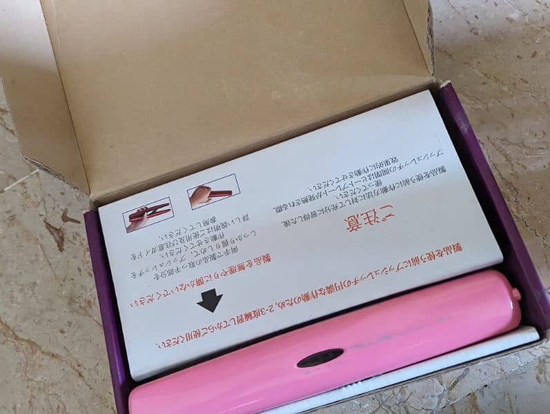 Imported Straightener (Rechargeable) 1