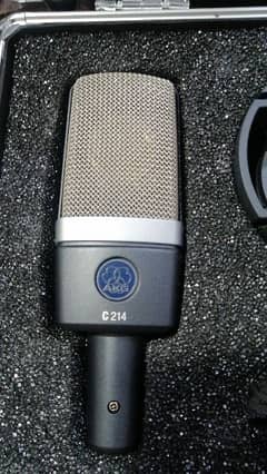 AKG c214 Condenser Microphone NEW
